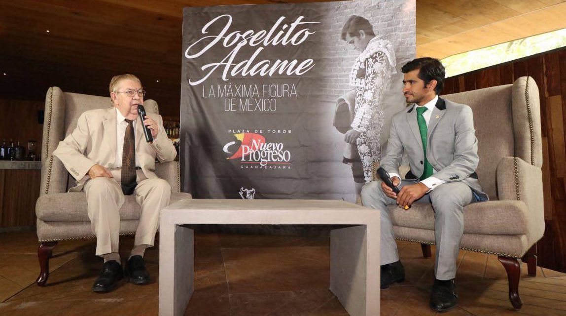 Se presenta Joselito Adame ante la afición y medios tapatíos