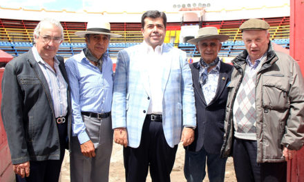 Curro Plaza tomará la alternativa en Puebla