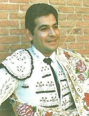 Muere Rafael Sandoval, último torero mexicano en doctorarse en Madrid
