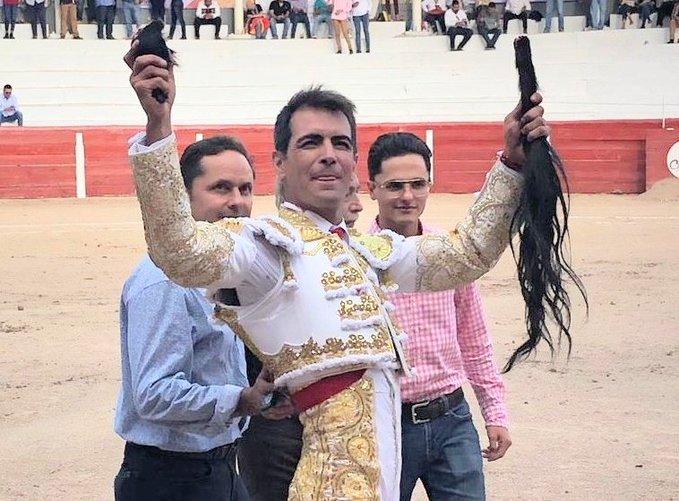 Arturo Macías y Nicolás Gutiérrez triunfan en Jesús María