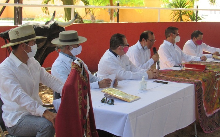 Exitosa presentación del libro «Legado de la Fiesta en Yucatán»