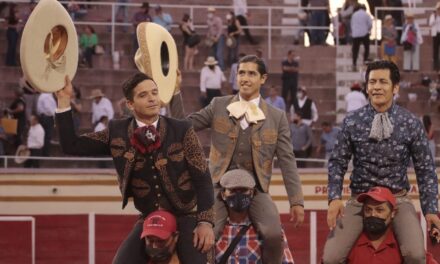 Luis David, «El Chihuahua» y «El Zapata», a hombros