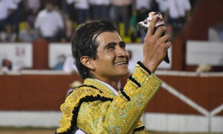 Joselito Adame cortó una oreja en Mérida