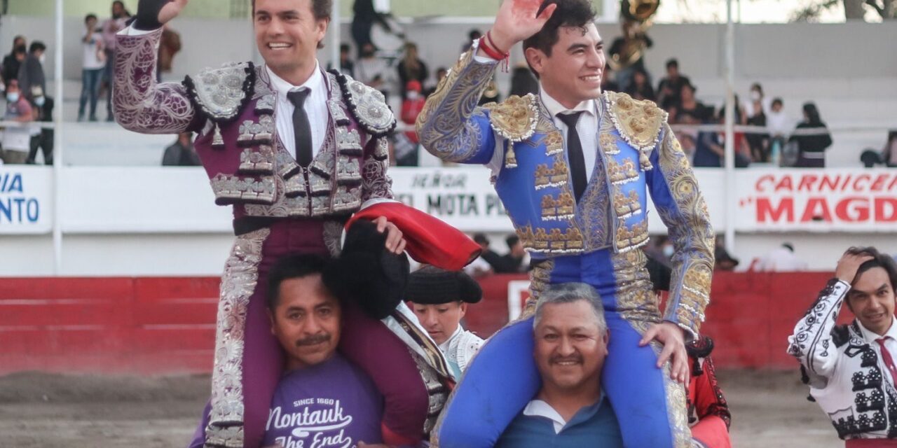 Sotelo y Campos salen a hombros en Tezontepec