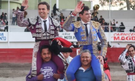 Sotelo y Campos salen a hombros en Tezontepec