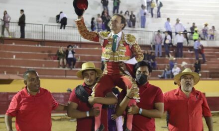 Antonio Ferrera se alzó como máximo triunfador en Texcoco