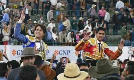 Comparten triunfo Roca Rey y Héctor Gutiérrez en Guadalajara