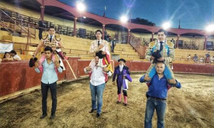 «El Chihuahua» y Juan Fernando triunfan en Monterrey