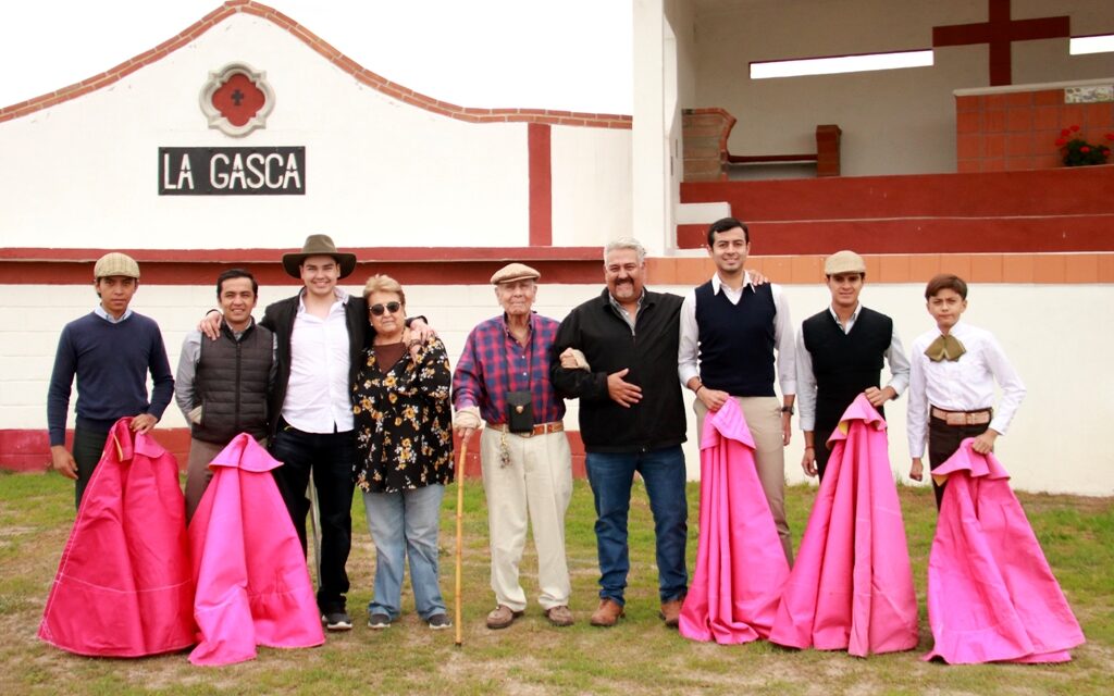 Los toreros de Tetla se preparan en La Gasca