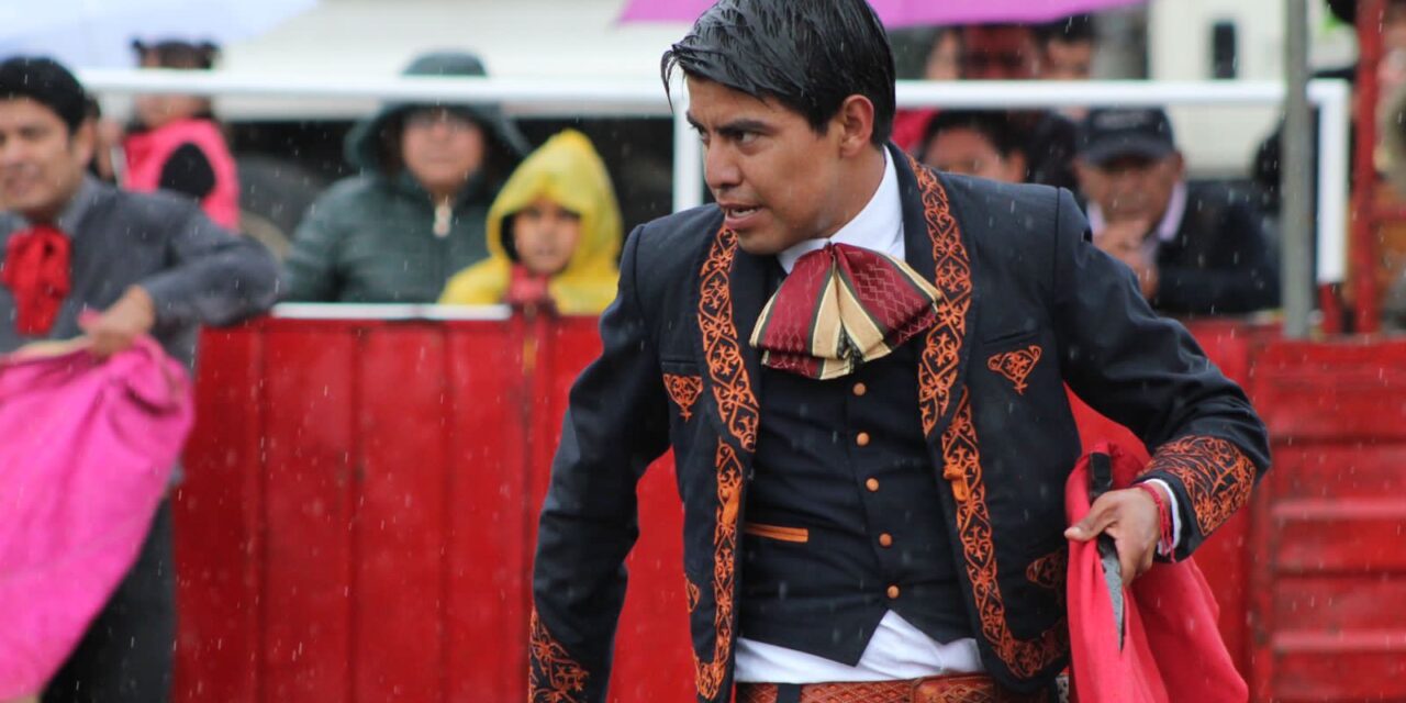 «El Mojito» promueve la Tauromaquia en su natal Tezompantepec