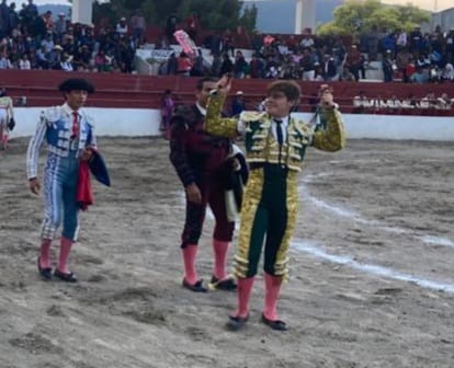 Triunfa Paco de la Peña en Mixquiahuala